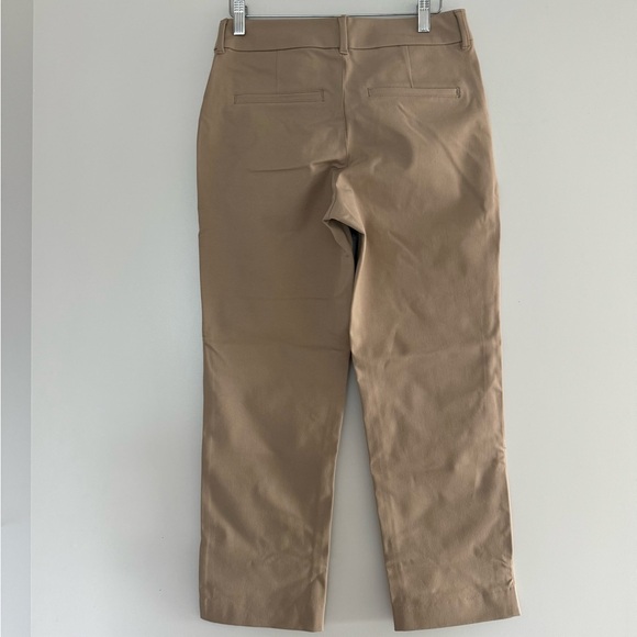 Old Navy High Rise Pixie Petite Pants NWT - Picture 2 of 5